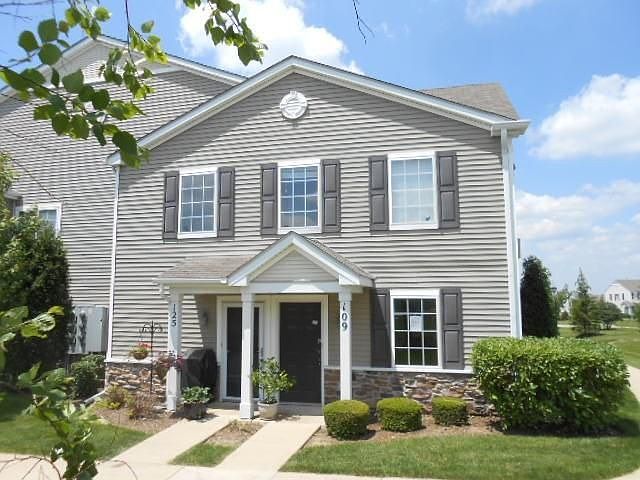 1st image of 109 Silverstone Dr