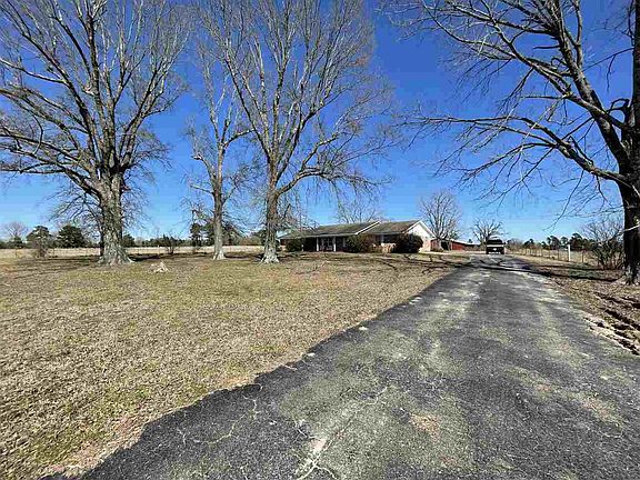 4th image of 1427 Miller County #26