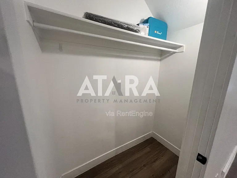 909 W Euclid Ave #3 — Photo 6
