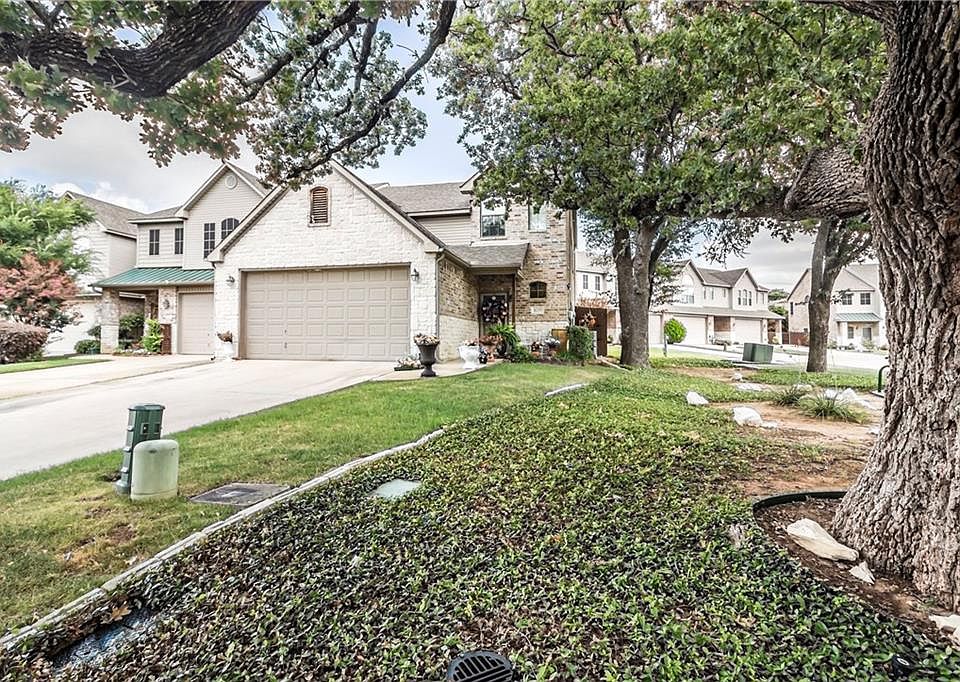 1st image of 4259 Towne Lake Ct
