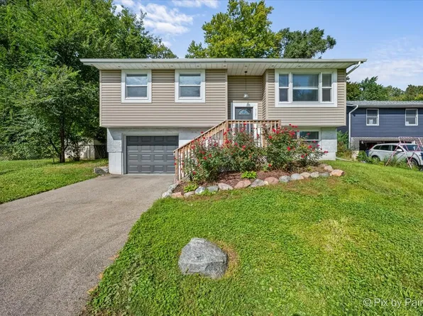 4121 N Johnsburg Rd, Johnsburg, IL 60051