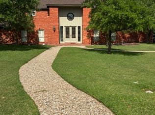 2419 E Briargate Dr, Bryan, TX 77802