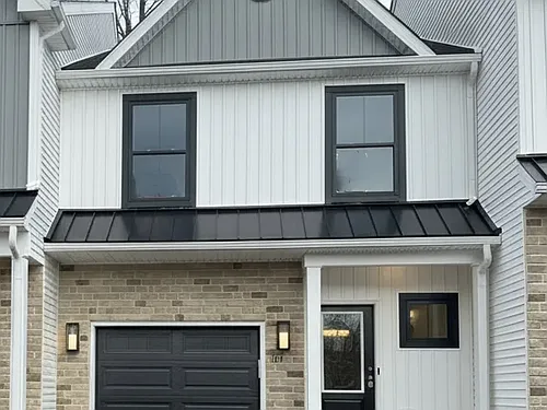 110 Cobblestone Dr Photo 1