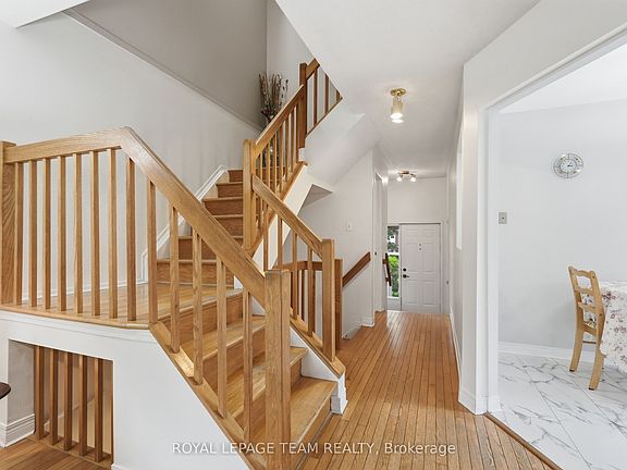5th image of 66 Armadale Cres