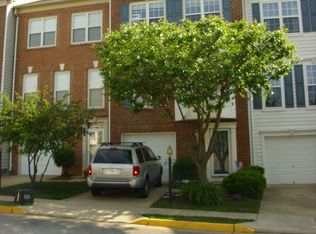 6347 Burgundy Leaf Ln, Alexandria, VA 22312