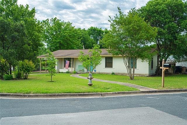 1st image of 7523 Meadowview Ln