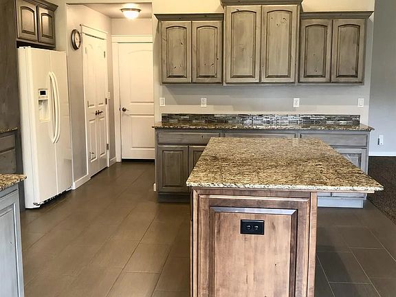 acb3f121e1299e38fc6f0605b0d6115bl-m275185544od-w1024_h768_x2_var-q_10192022