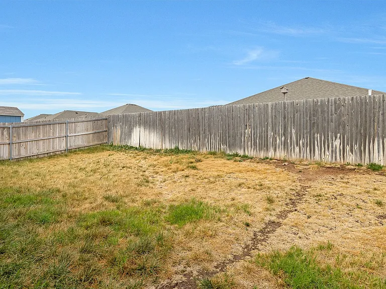 5004 Hawken St — Photo 20