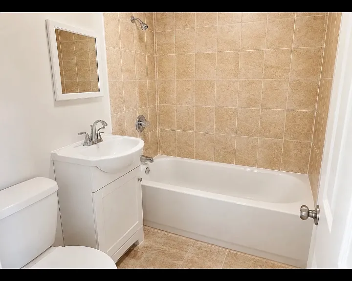 22 S Grove St #5 — Photo 2