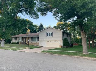903 2nd Ave, Wilmot, SD 57279