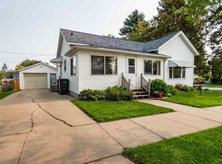 113 E Arnold St, Marshfield, WI 54449