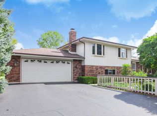 24603 S Wildwood Ct, Crete, IL 60417