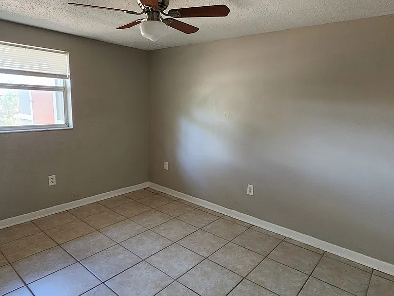 1506 Spitz Ct — Photo 4