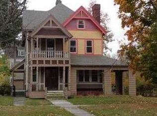 108 Dartmouth St, Springfield, MA 01109