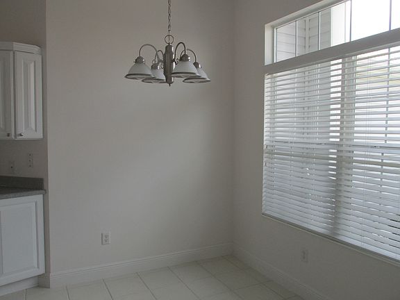 5th image of 1475 Salley Ave