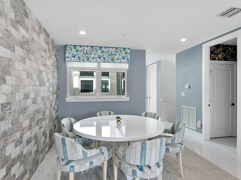57 Isle Of Venice Dr #57 — Photo 17