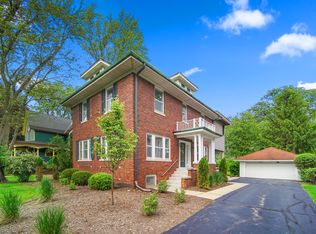 611 Thatcher Ave, River Forest, IL 60305
