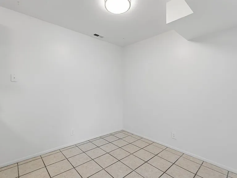 Wembley Park Apartments — Photo 11