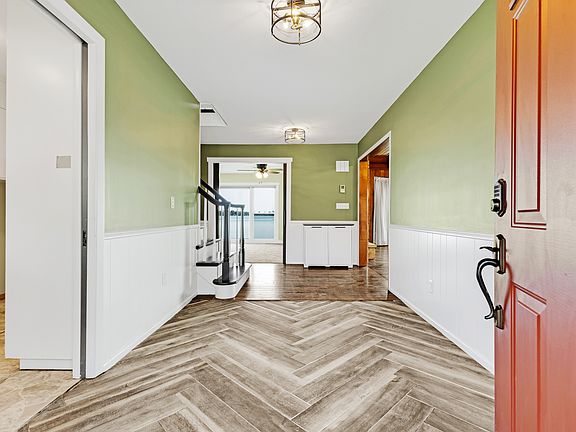 5th image of 4984 210th St N