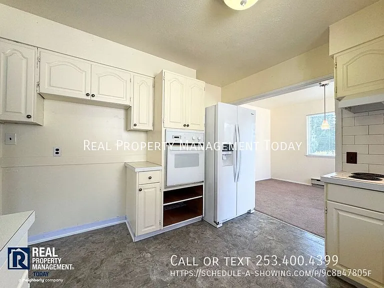338 Regents Blvd #UPPER — Photo 6