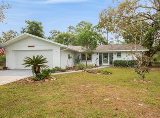 6698 W Oaklawn St, Homosassa, FL 34446