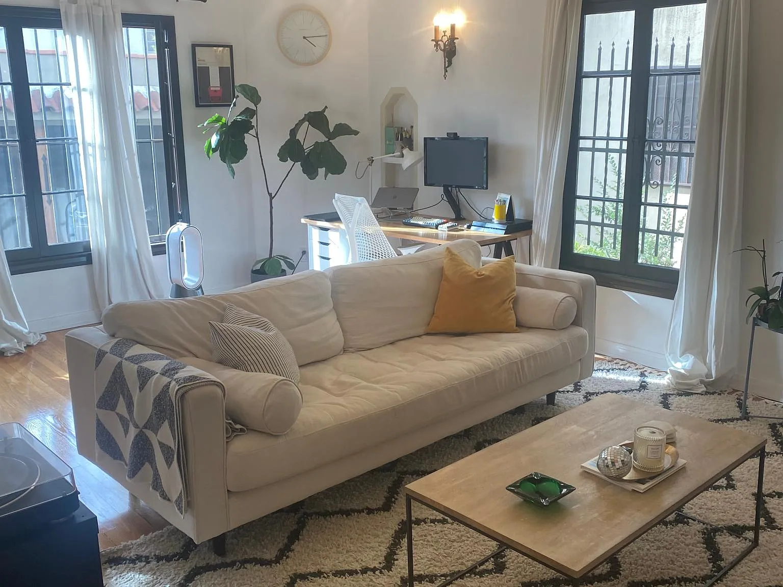 1 bed, 1400 sqft, $3,250 — Photo 4