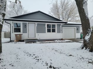 2103 Parkhill Dr, Norwalk, IA 50211
