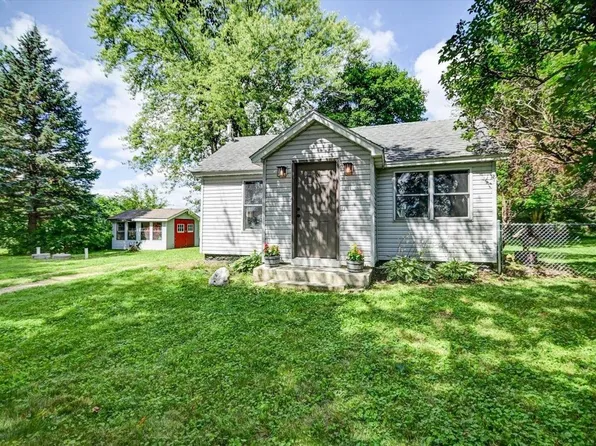 1053 Lake Kegonsa Road, Stoughton, WI 53589