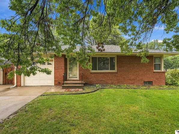 3101 N 66th St, Lincoln, NE 68507