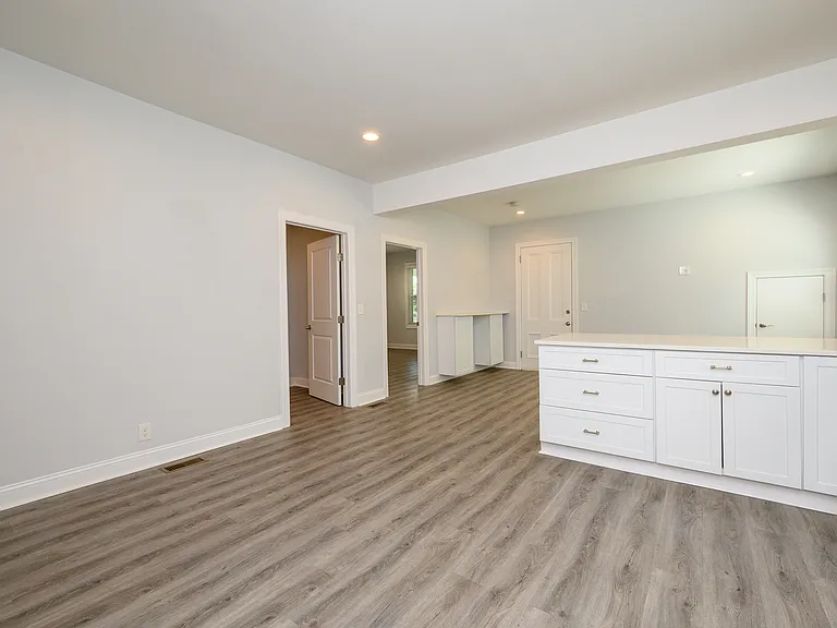 32 Woodland Ave #1 — Photo 8