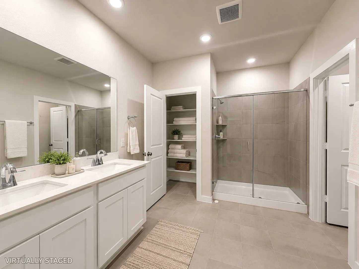 4 bed, 2594 sqft, $3,100 — Photo 3