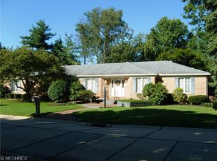 468 Cartwright Dr, Akron, OH 44333