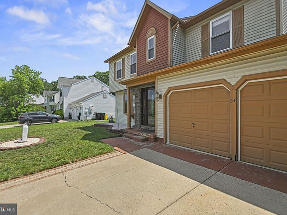 5th image of 54 Randolph Ln