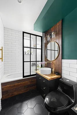 Sold by Oxford Property Group | media 5