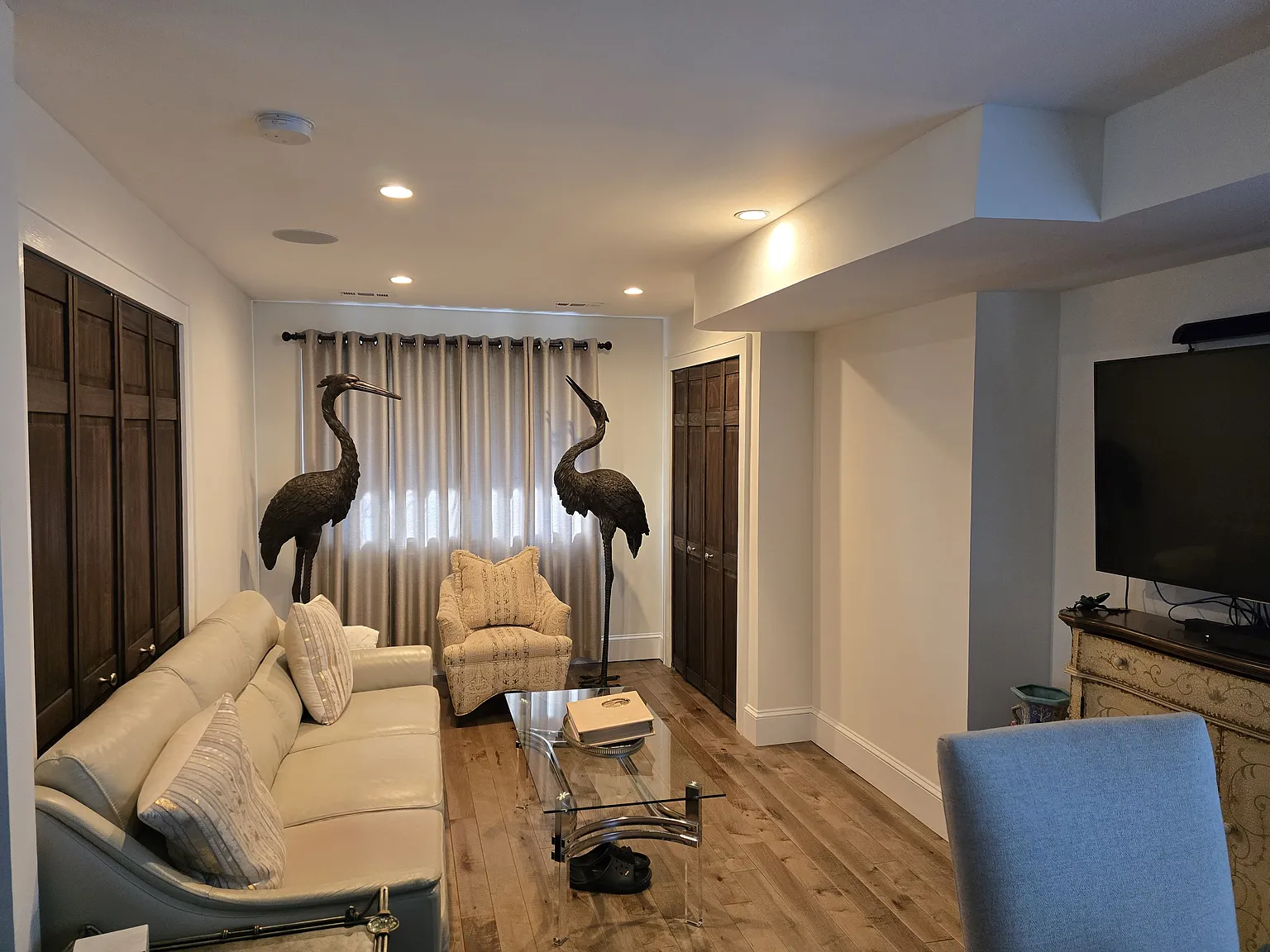 1 bed, $3,100 — Photo 4