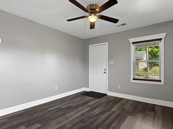 5th image of 863 Josephine St #1