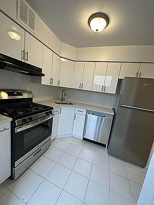 1st image of 40-12 149th St #3