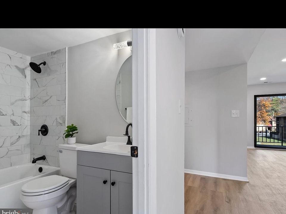 1st image of 6011 Majors Ln APT 4