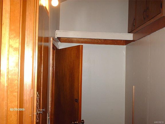 5th image of 8275 Crumb Hill Rd