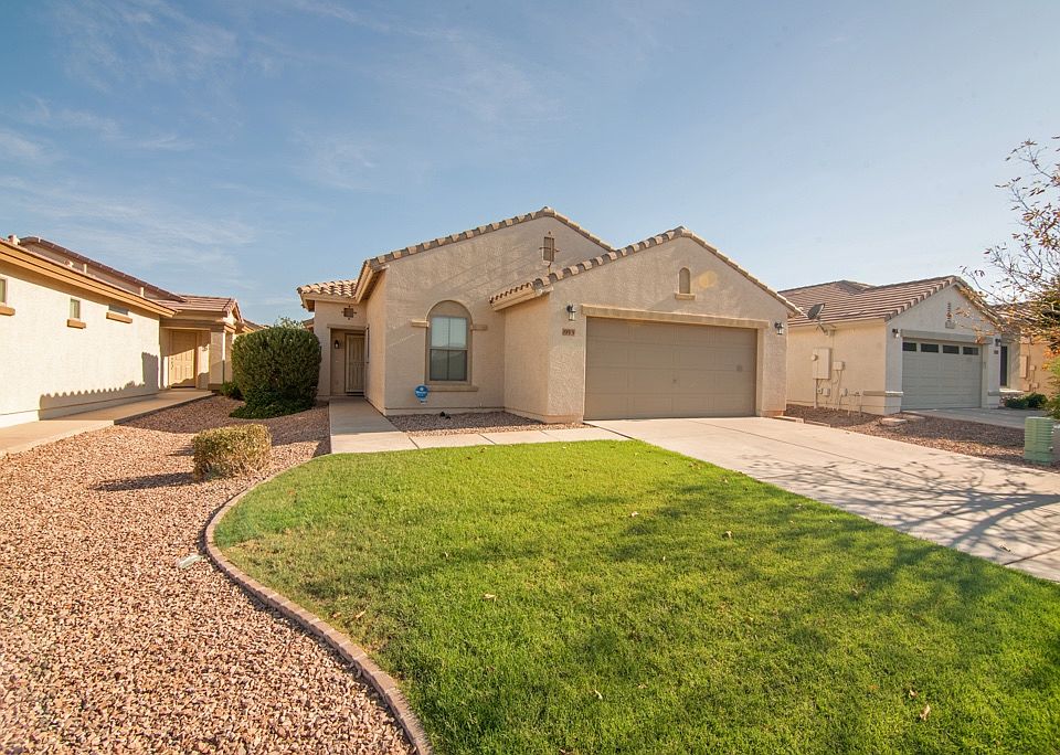 1st image of 915 W Desert Hills Dr