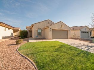 915 W Desert Hills Dr, San Tan Valley, AZ 85143
