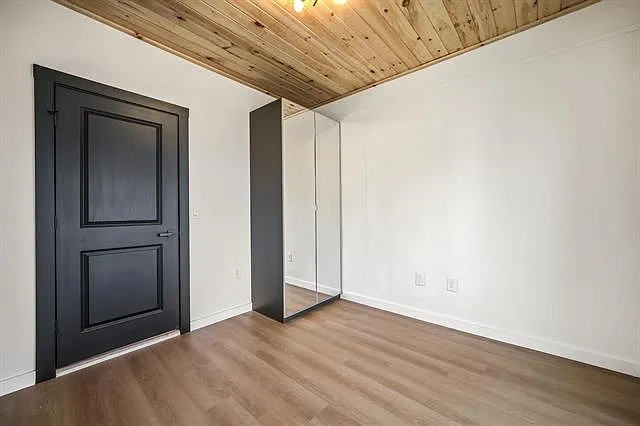 Unit Photo