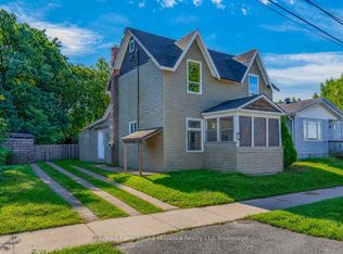 5 Wakefield St, Parry Sound, ON P2A2V2