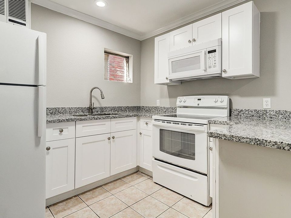 1st image of 2013 Colquitt St #2