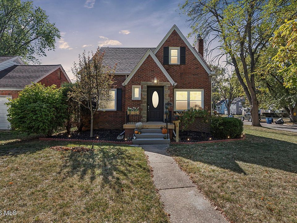 1st image of 2757 Medford Dr