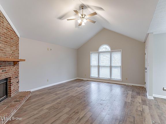4th image of 610 Hawthorne Ave