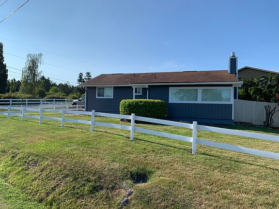 2nd image of 903 NE 8th St