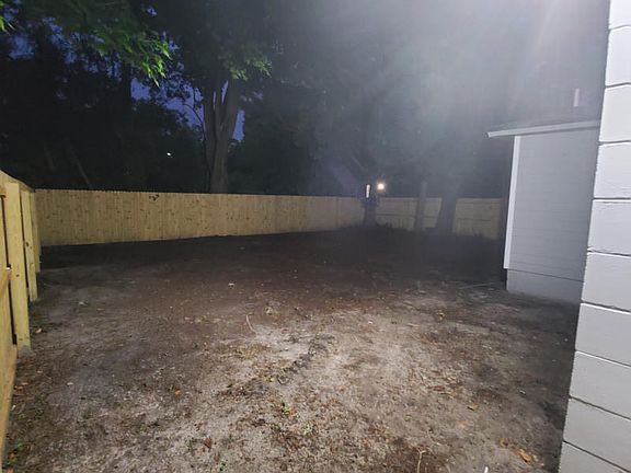5th image of 1824 W 28th St