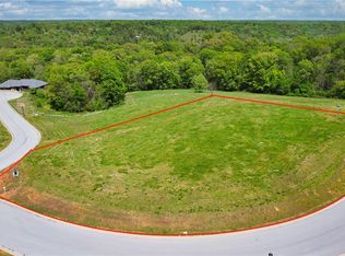 NW Hidden Cv #7, Bentonville, AR 72712