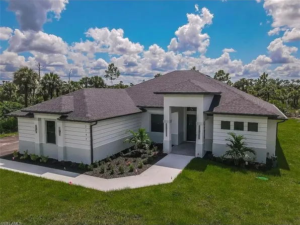 2742 36th Ave SE, NAPLES, FL 34117